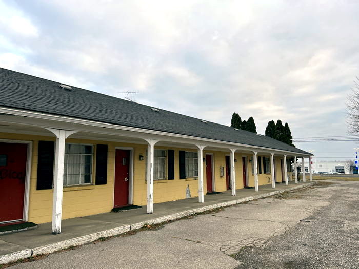 Mel Manor Motel (Welcome Inn) - Dec 11 2022 Photo (newer photo)